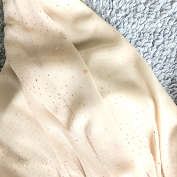 BETSY&ADAM EVENING PROM SHIMMERING RUCHED DRESS - Picture 8 of 8